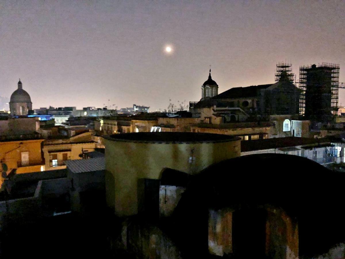 I Tetti Del Centro Storico Appartement Napels Buitenkant foto